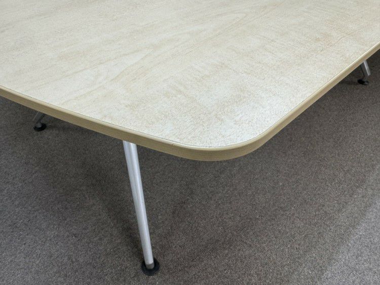 イトーキDDシリーズ 3200ミーティングテーブル 商品画像3