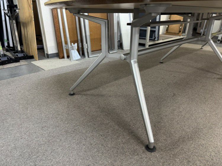 イトーキDDシリーズ 3200ミーティングテーブル 商品画像6