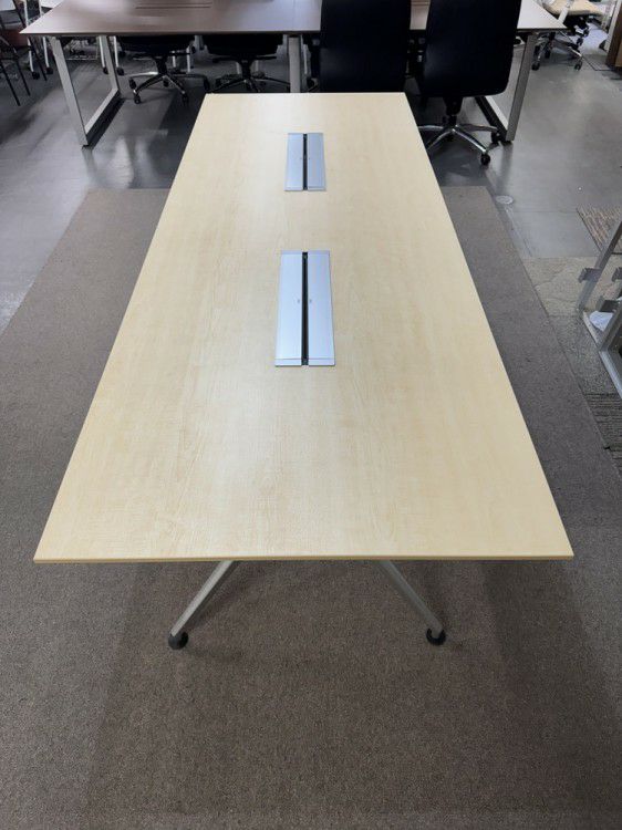 イトーキDDシリーズ ミーティングテーブル 商品画像2