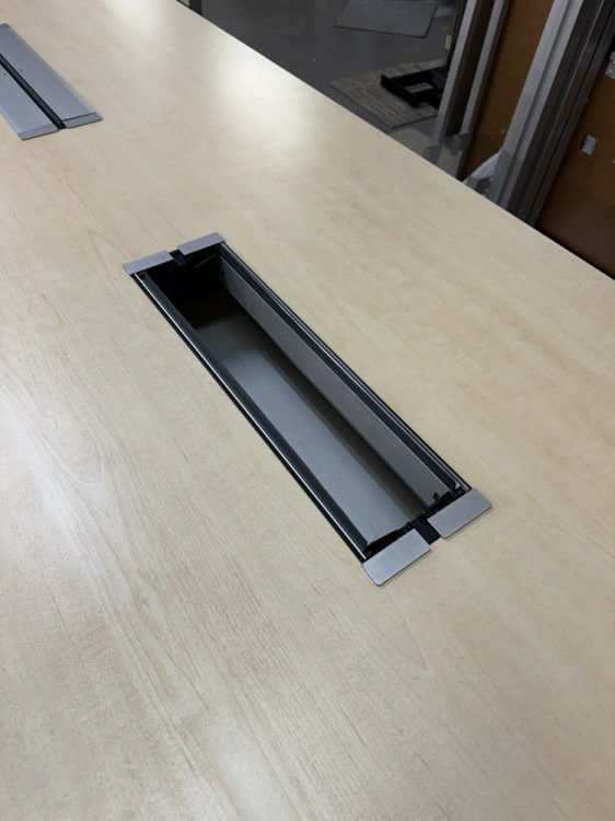 イトーキDDシリーズ ミーティングテーブル 商品画像5