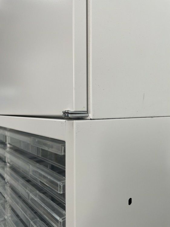 イトーキシンラインシリーズ 両開きクリアトレー上下書庫 商品画像5