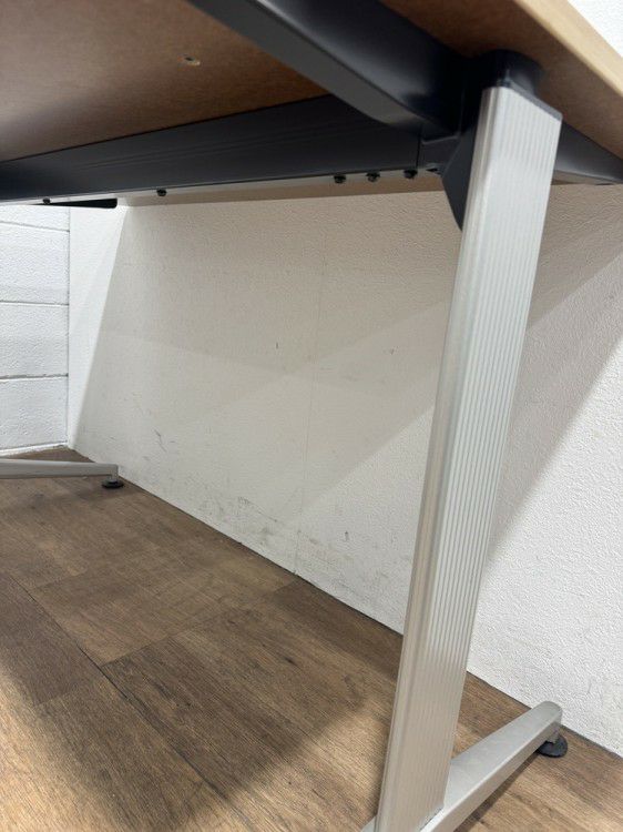 イトーキDEシリーズ ミーティングテーブル 商品画像6