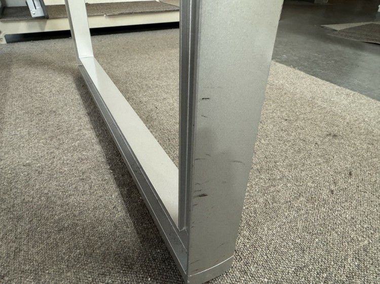 イトーキインフューズシリーズ 3200ミーティングテーブル 商品画像10