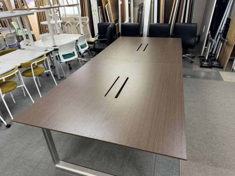 イトーキインフューズシリーズ 3200ミーティングテーブル 商品画像2