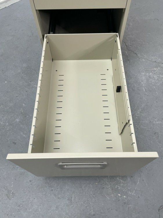 DSKファイルキャビネット 商品画像10