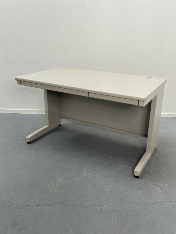 コクヨBS+シリーズ 1200平デスク 商品画像1