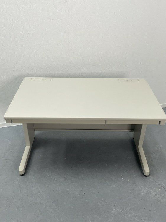 コクヨBS+シリーズ 1200平デスク 商品画像7