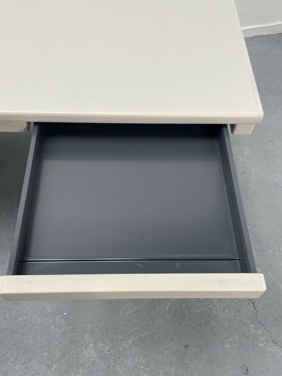 コクヨBS+シリーズ 1200平デスク 商品画像10