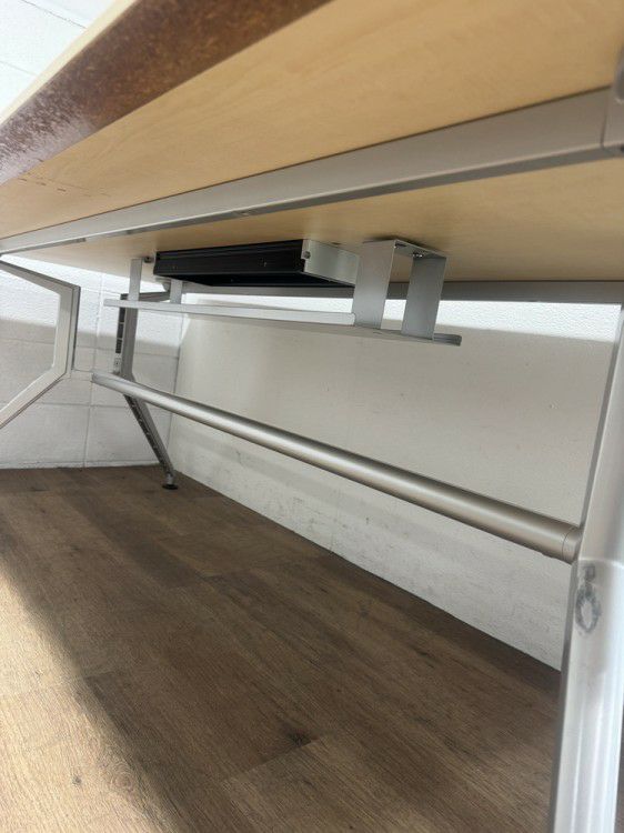 イトーキDDシリーズ ミーティングテーブル 商品画像5