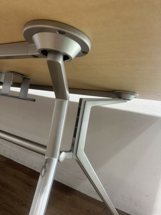 イトーキDDシリーズ ミーティングテーブル 商品画像6