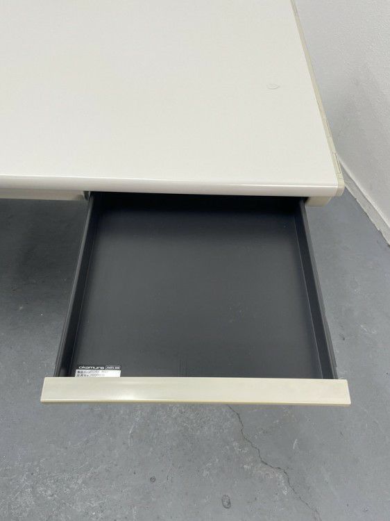 オカムラSDシリーズ 1200平デスク 商品画像8