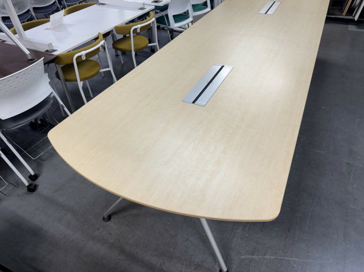 イトーキDDシリーズ 3600ミーティングテーブル 商品画像2