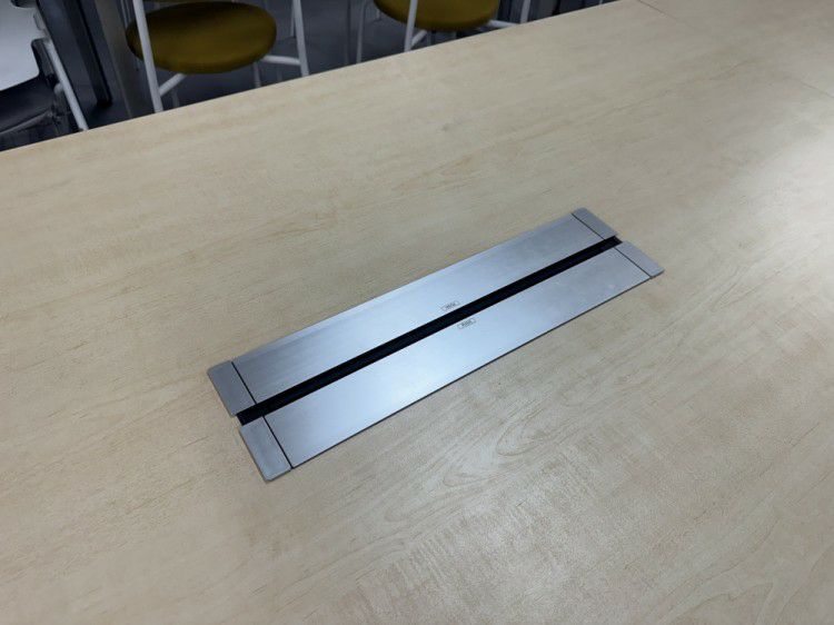 イトーキDDシリーズ 3600ミーティングテーブル 商品画像5