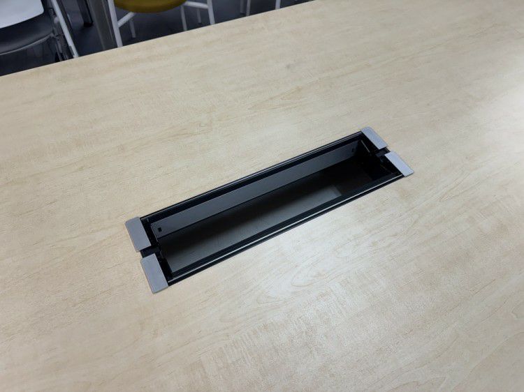 イトーキDDシリーズ 3600ミーティングテーブル 商品画像6