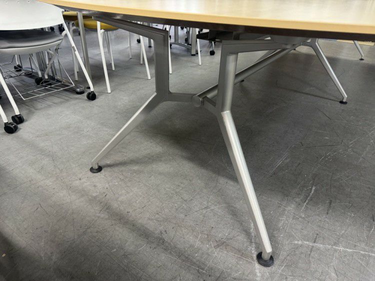 イトーキDDシリーズ 3600ミーティングテーブル 商品画像7