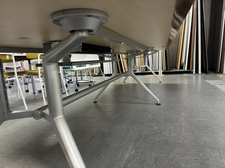 イトーキDDシリーズ 3600ミーティングテーブル 商品画像8