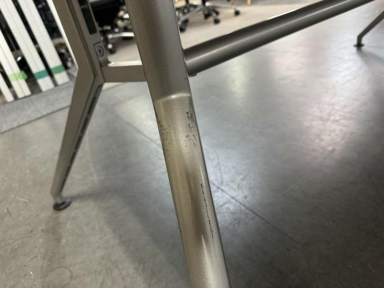 イトーキDDシリーズ 3600ミーティングテーブル 商品画像11