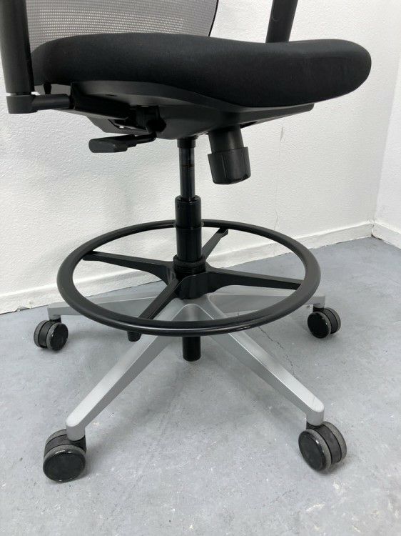 スチールケースパーソナリティシリーズ 肘付パーソナリティチェア 商品画像8