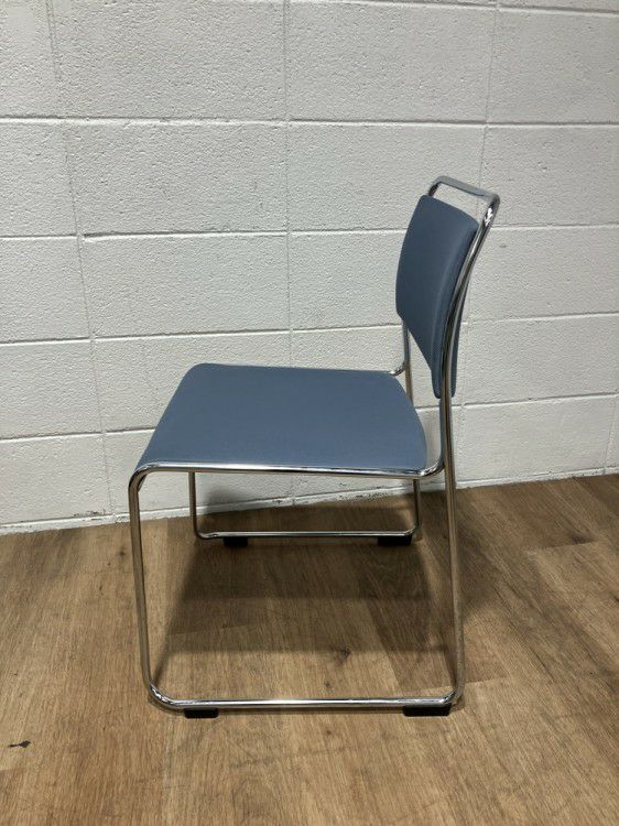 イトーキスタッキングチェア5脚セット 商品画像4