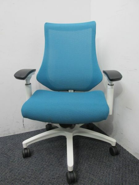 イトーキf(エフチェア)シリーズ 肘付きエフチェア 商品画像2