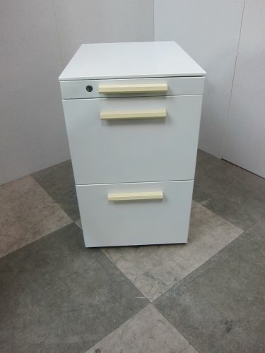 クロガネインサイドワゴン 商品画像2