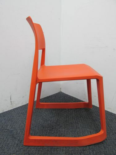 Vitra（ヴィトラ）Tip Ton（ティプトン） スタッキングチェア 商品画像3