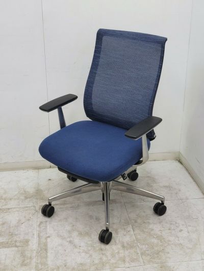 コクヨ 肘付ベゼルチェア