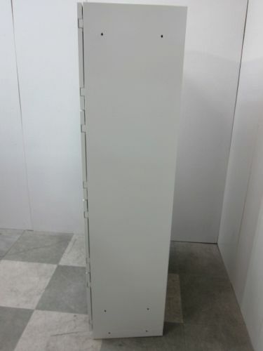 イトーキeSキャビネット(エスキャビネット)シリーズ テンキー式8人用パーソナルロッカー 商品画像3