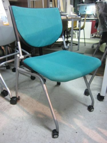 オカムラプロスタックチェア 商品画像2