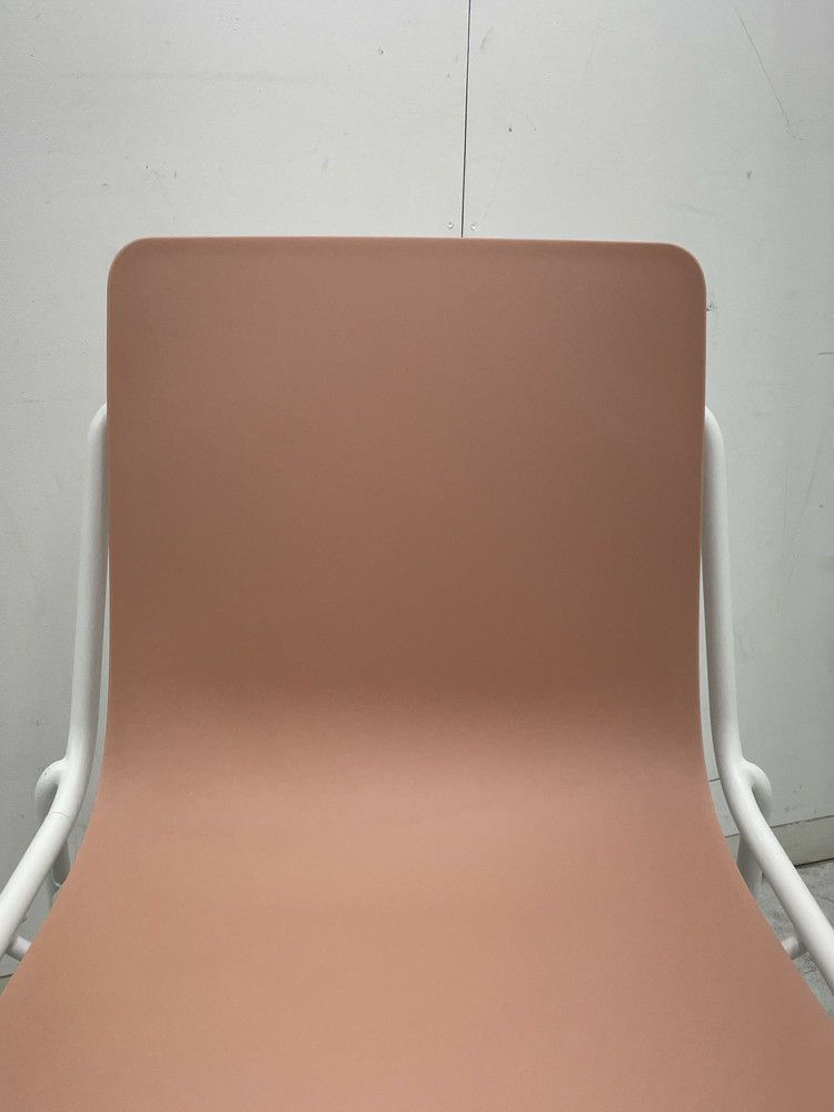 コクヨデイズオフィス（DAYS OFFICE）シリーズ オフセットフレームチェア 商品画像5