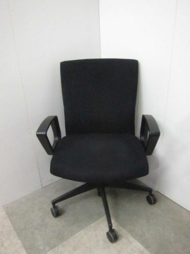 コクヨPUNTO(プント)チェア 肘付きプントチェア 商品画像3