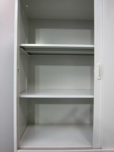 プラスLX-5(エルエックス-ファイブ)シリーズ 3扉スライド上下書庫 商品画像4