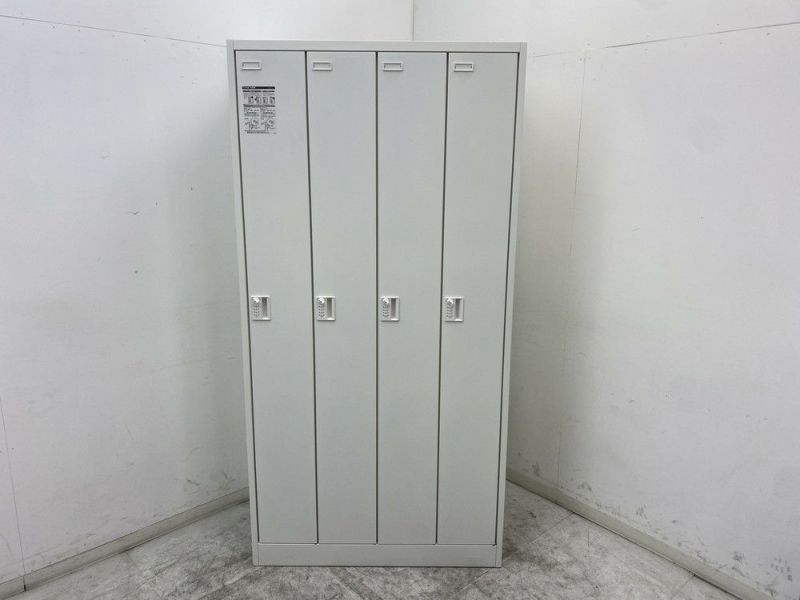 オカムラFZタイプシリーズ 4人用ロッカー 商品画像1