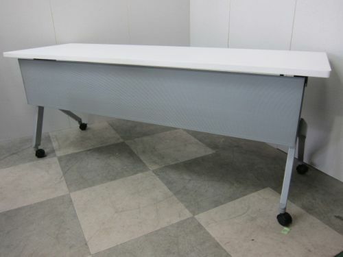 オカムラFLAPTOR(フラプター)シリーズ 1800サイドスタックテーブル 商品画像3