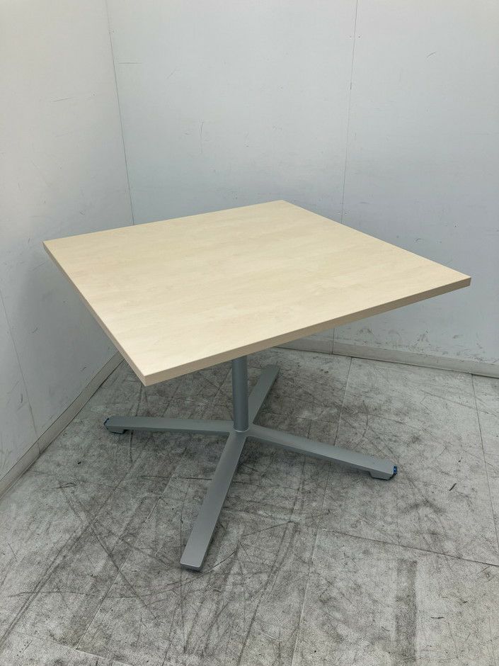 コクヨビエナ（VIENA）シリーズ 900角テーブル 商品画像3