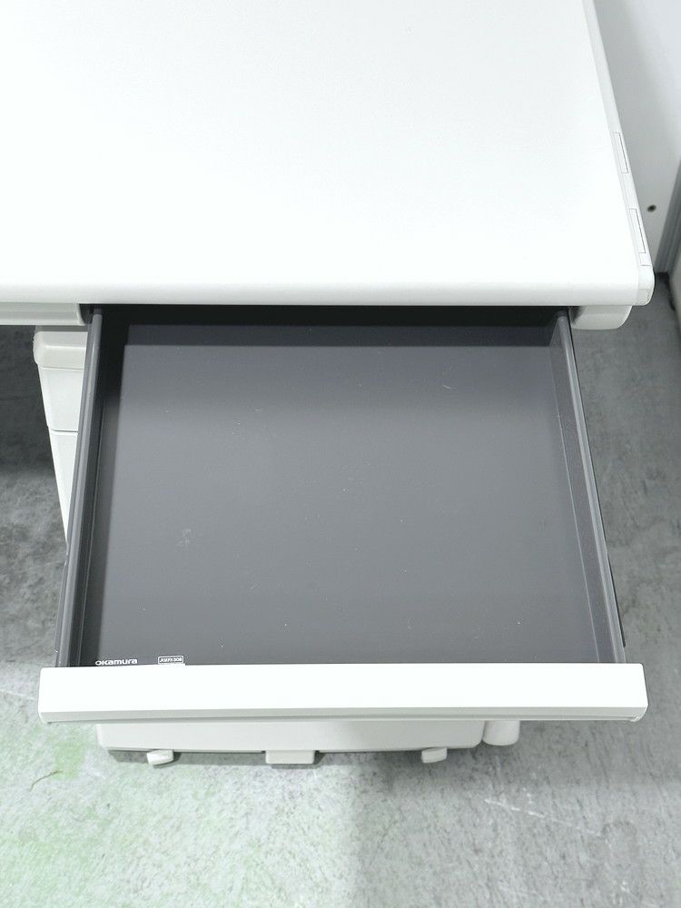 オカムラSD-Vシリーズ 1400平デスク+ワゴン2台セット 商品画像8