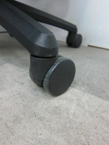 ライオンVersal(バーサル)シリーズ ハンガー付バーサルチェア 商品画像6