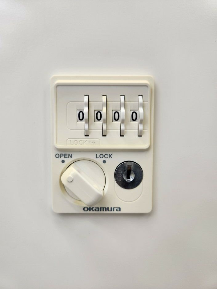 オカムラレクトラインシリーズ 両開き上下書庫 商品画像6