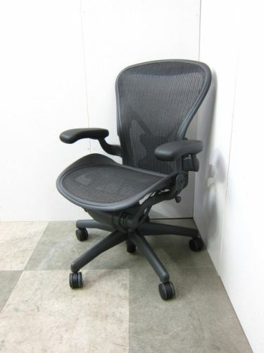 HermanMiller（ハーマンミラー） 肘付きアーロンチェア AE111PWB AJG1BBFPBK 3D01|無限堂ネットショップ