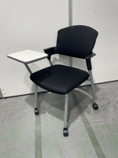 コクヨ プロッティシリーズ スタッキングチェア