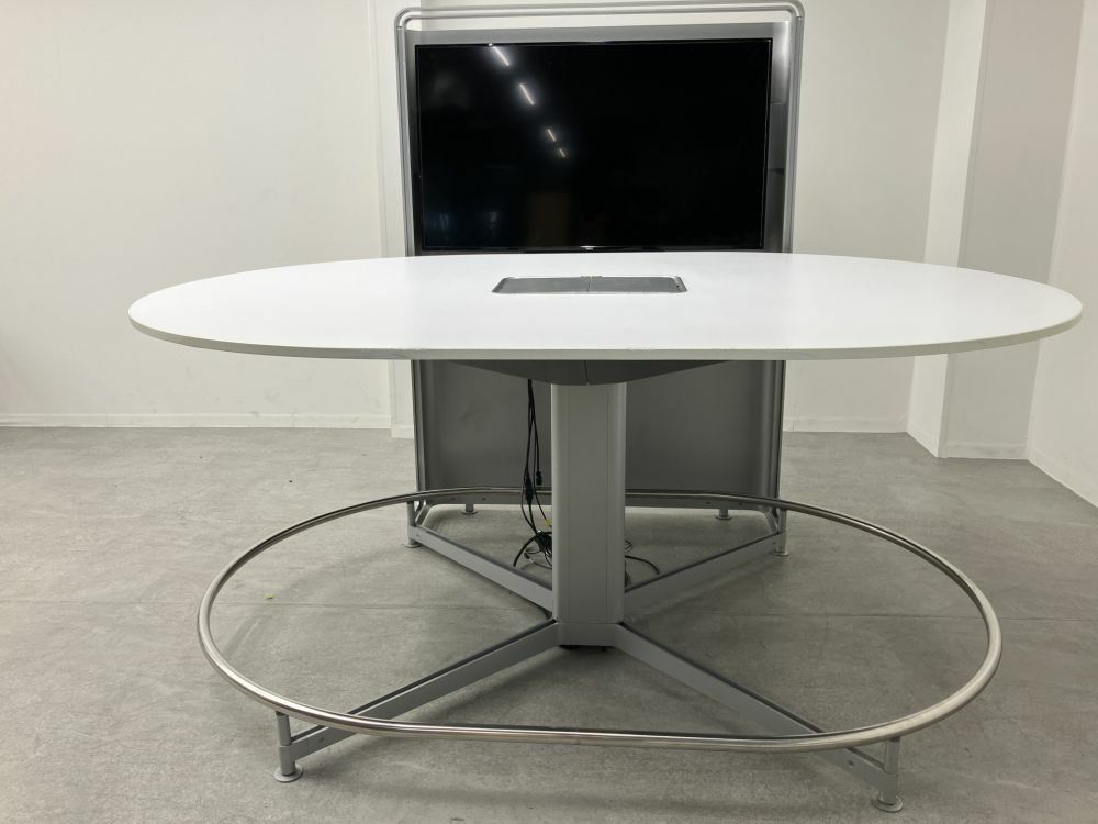 スチールケースメディアスケープシリーズ 2140ハイテーブル+50インチディスプレイセット 商品画像2