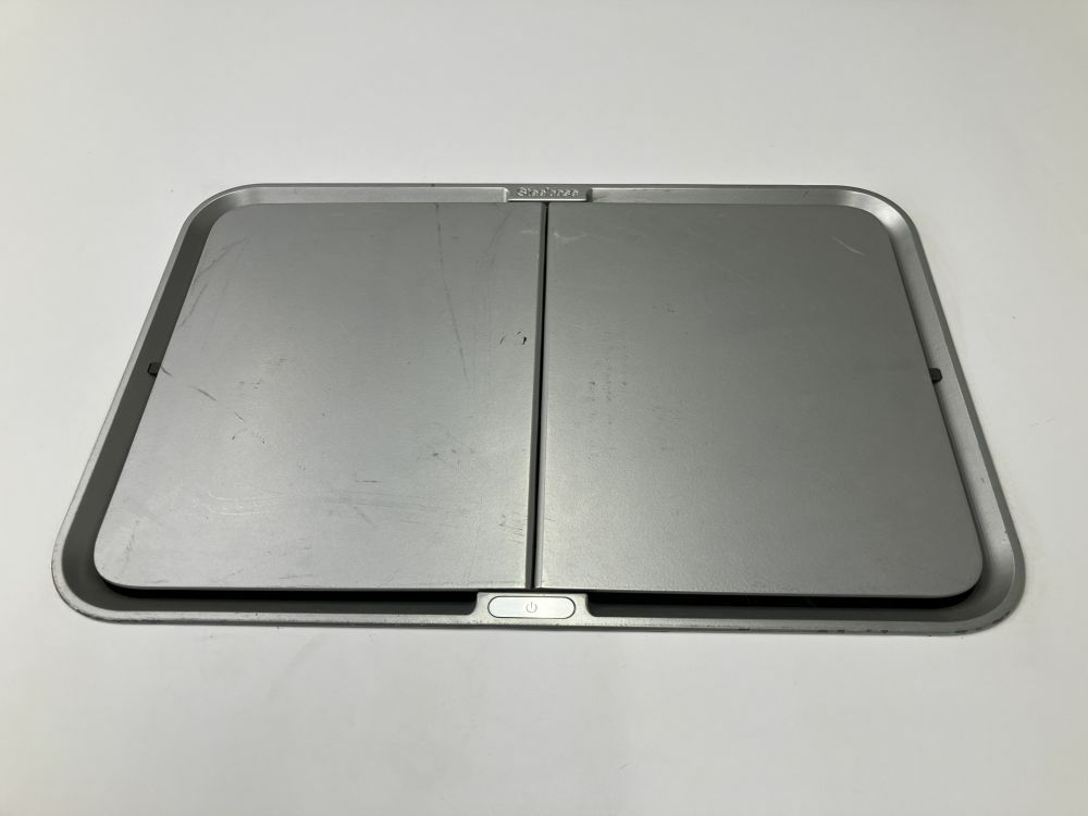 スチールケースメディアスケープシリーズ 2140ハイテーブル+50インチディスプレイセット 商品画像5