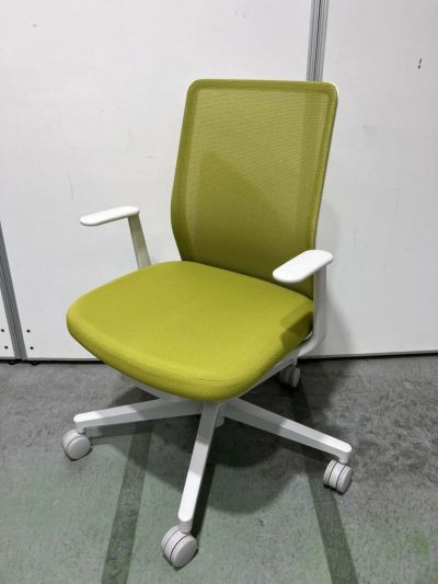 コクヨ 固定肘付モネットチェア