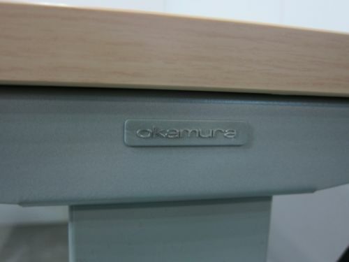 オカムラSwift(スイフト)シリーズ 電動昇降式1550L型デスク 商品画像5