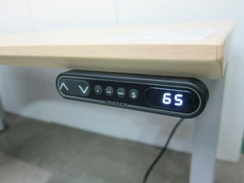 オカムラSwift(スイフト)シリーズ 電動昇降式1550L型デスク 商品画像8