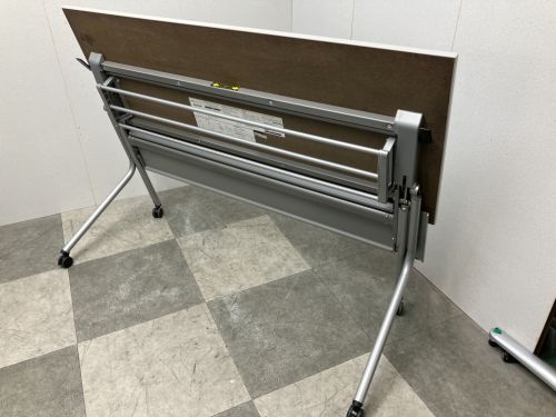 オカムラネスティアシリーズ 1500サイドスタックテーブル 商品画像7