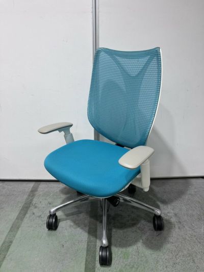 オカムラ 可動肘付サブリナチェア