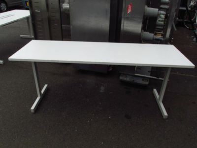 ウチダ 1800ミーティングテーブル