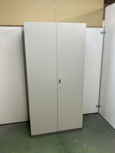 ナイキ 両開き書庫