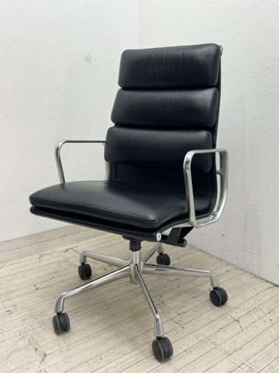 ハーマンミラー イームズ ソフトパッドグループチェア
